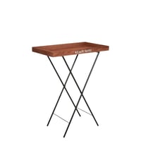 ستاند تقديم مزين بعبارة ( زارتنا البركة ) بني