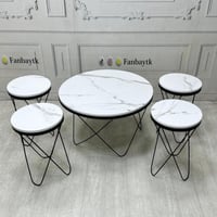 طقم طاولات 1+4 بسطح خشب لون أبيض شبيه الرخام