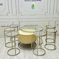 طقم طاولتين متداخلة مع 4 خدمة خشب سنديان