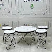 طقم طاولات 1+4 بسطح خشب لون أبيض شبيه الرخام