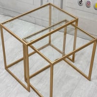 طقم طاولة جانبية متداخلة بلمسة عصرية لون ذهبي