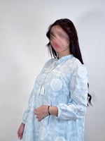 فستان طويل بأكمام