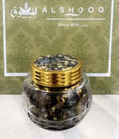 لبان ذكر معطر بعود مع كسر عود الوزن الصافي 100 جرا...