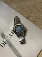 ساعة دي كابري بتصميم باتيك فيليب فضي مينا كحلي