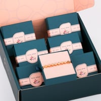 بوكس توزيعات أساور 6 قطع