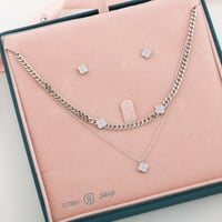 نص طقم مميز ناعم