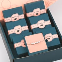 بوكس توزيعات أساور 6 قطع