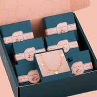 بوكس توزيعات تشوكر 12 قطعة