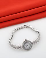 ساعة زركون نسائيه بسير فضي