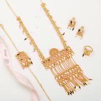 طقم المرتعشه رفوف مطلي