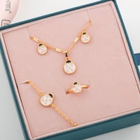 طقم بناتي تصميم ذهب 15