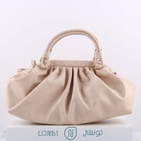 شنطة نسائية بألوان أنيقة