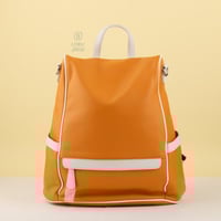 حقيبة ظهر جلدية عملية