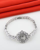 ساعة زركون نسائيه بسير فضي