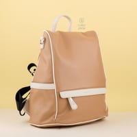 حقيبة ظهر جلدية عملية