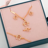 طقم بناتي تصميم ذهب 8