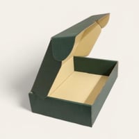 كرتون شحن اخضر