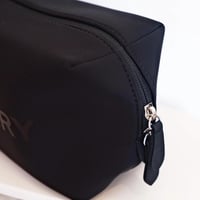 شنطة بربري الاصلية قماش اسود BURBERRY Black POUCH