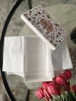 علبة ديور برسوم بارزه موسمية اصلية / علبة مستطيله...