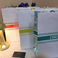 كيس كريستيان ديور اصلي (وسط) للحبه