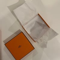 علبة ايرمز اصليه / علبة اكسسوار فارغة