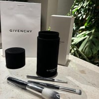 Givenchy Brush set طقم فرش جفنشي اصلي مع علبه اسطو...