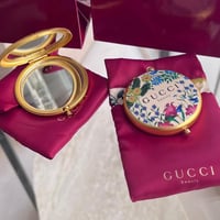 10 مرايا قوتشي فلورا الانيقة حافظة قماشية - اضافة...