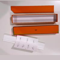 علبة ايرمز اصليه / علبة سكارف فارغة