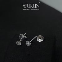 أقراط فضة 925s شكل فص واحد حجم (3) مل