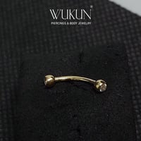 حلق بيرسينج مائل ذهب عيار 18k للحواجب أو الاذن وغي...