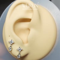 أقراط فضة 925s شكل وردة بفص معلق