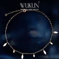 خلخال ذهب عيار 18k بأشكال ورق شجر معلقة بكرستالات...