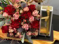 استاند تخرج مع ورد وشوكلا