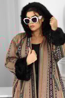 فروة أنيقة مطرزه بسدو