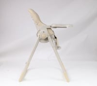 كرسي طعام اطفال