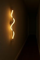 أبليك جداري مودرن ذهبي LED أنبوبي قماشي إضاءة اصفر...