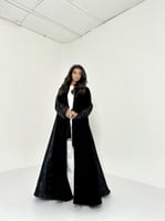 عباية كريب اسود مع تفته هندي قصة كلوش