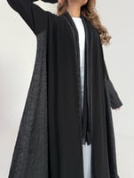 عباية كريب اسود مع تفته هندي