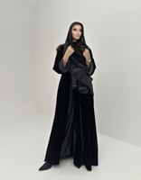عباية مخمل أسود مع شيفون قصة كلوش