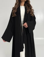 عباية كريب اسود مع اكمام لمعة اسود