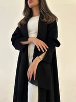 عباية كريب جاكار سواد فاحم قصة كلوش