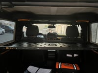 رف الشنطة (طبق) - رانجلر جي كي (بابين)