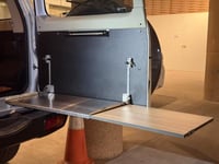 طاولة باب الشنطه (ادفانس) - نيسان فتك