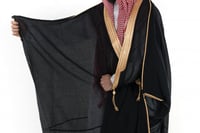 بشت اسود دقة ملكي