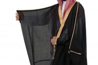 بشت اسود دقة ملكي