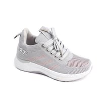 حذاء رياضي بلون رمادي وخطوط وردي فاتح
