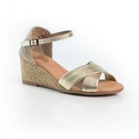 صندل بيناز مرتفع ذهبي بزينة متقاطعة