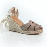 صندل بيناز بيج مرتفع مبزينة من الأمام وحبال