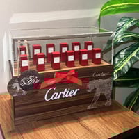 بوكس كارتير يحتوي على ١٢ حبه عطر كارتير ٢ مل .