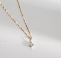 طقم قلادة و سوارة بالورد